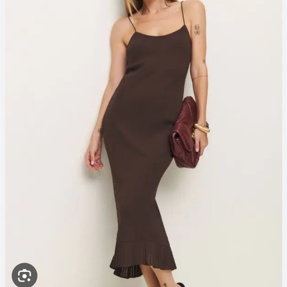 Reformation Sukie Dress in mole. Size 12 - Picture 3 of 9